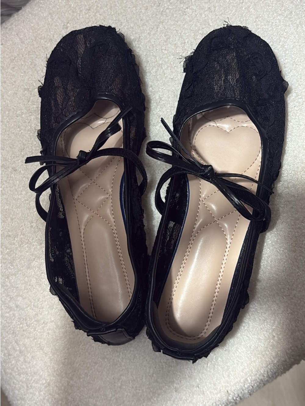 Black Lace Ballet Flats with Bow - Women's